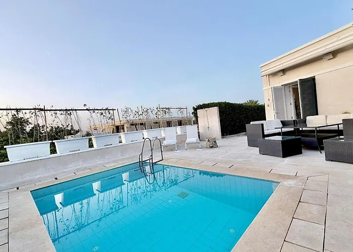 Sunlit & Unique 4br Gouna Hills Pool Lagoon * Hurgada