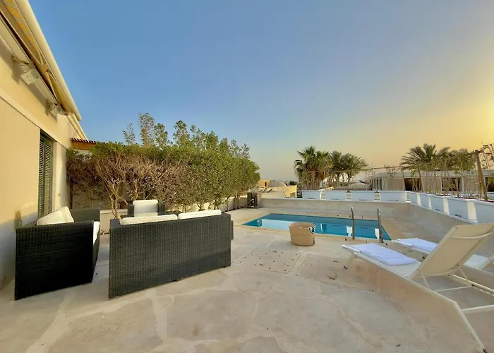 Sunlit & Unique 4br Gouna Hills Pool Lagoon *