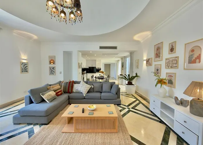 Sunlit & Unique 4br Gouna Hills Pool Lagoon Villa *