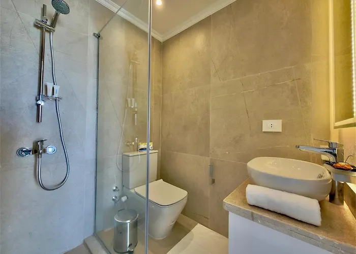 Villa Sunlit & Unique 4br Gouna Hills Pool Lagoon *