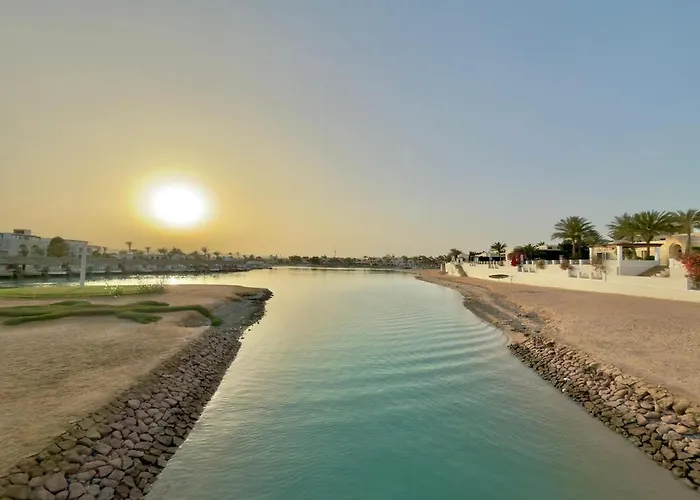 Sunlit & Unique 4br Gouna Hills Pool Lagoon Villa Hurgada